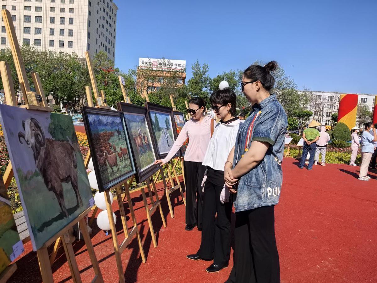 花&ldquo;開盛世繪錦繡&ldquo;羊&ldquo;名天下啟新篇--新疆塔城裕民縣&ldquo;&lsquo;一花一羊&rsquo;富民間&ldquo;特色產(chǎn)業(yè)文藝創(chuàng)作大賽盛大啟幕